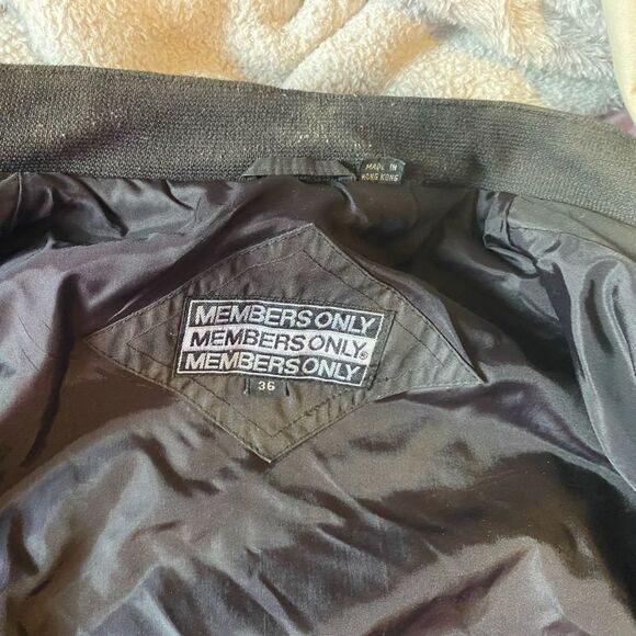 Vintage Men’s Members Only Dark Gray Jacket - Picture 11 of 12